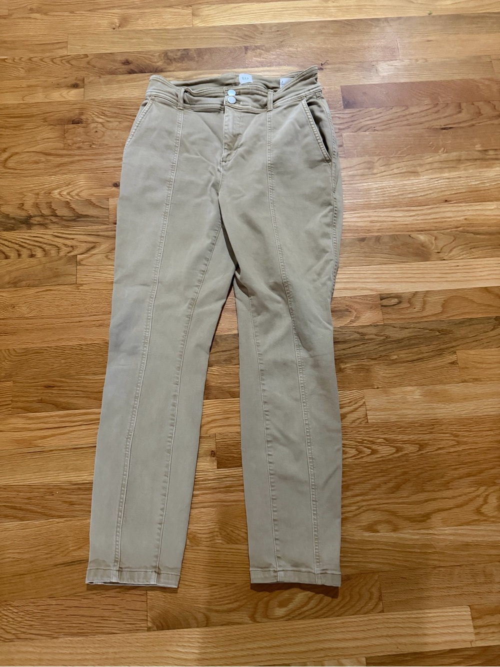 GAP Women's Skinny High-Rise Pants in Khaki Beige